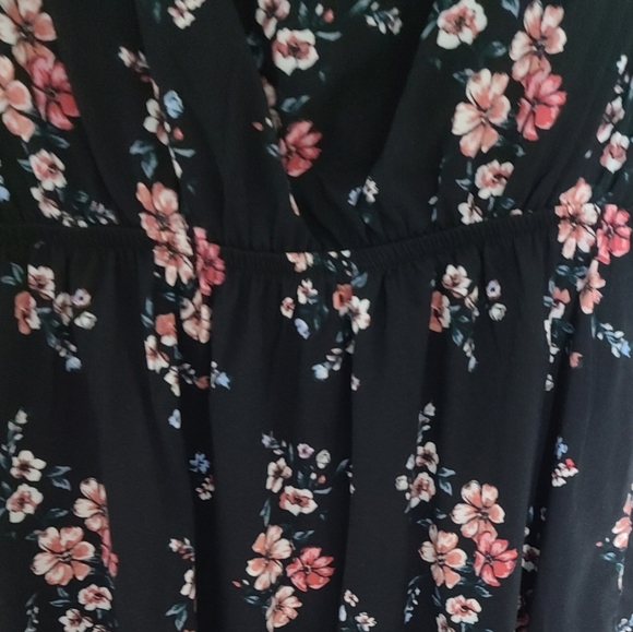 H & M Black Floral Mini Dress (Divided) Size 2 - Picture 12 of 15